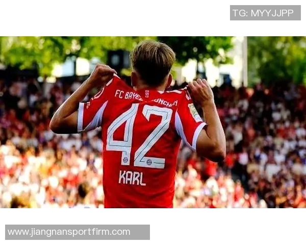 17岁卡尔社交媒体晒滑跪庆祝照德甲官方称联赛首球意义非凡