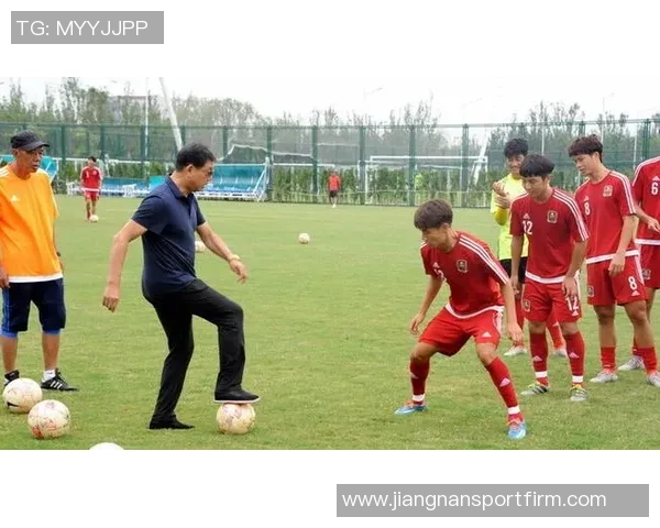 吕文君回归根宝基地执教内幕揭秘跨年聚餐助力推动进程